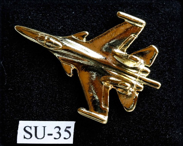 Значок самолет СУ-35