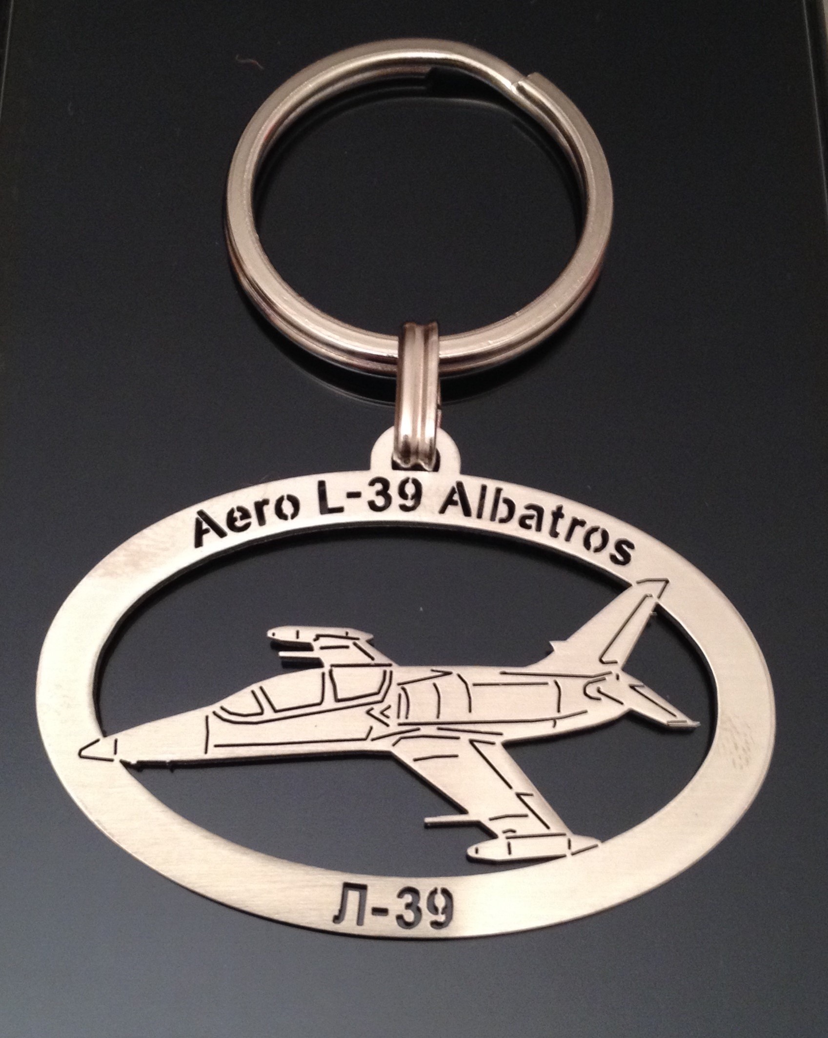 Брелок металлический Л-39 Альбатрос